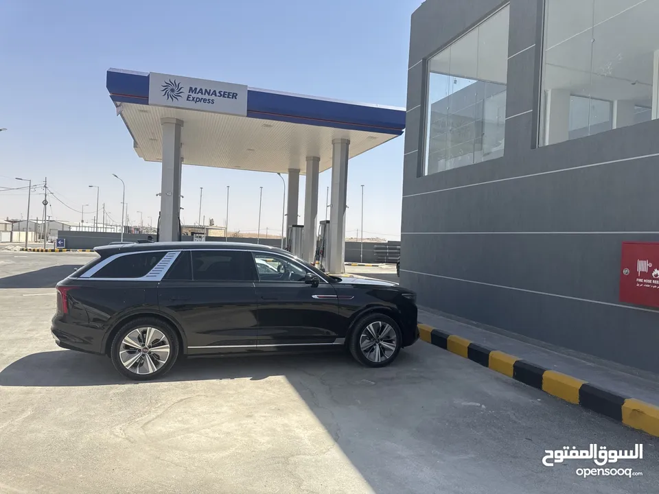 محلات للإيجار داخل محطة محروقات منطقة حيوية طريق ال 100 رجم الشامي منطقة متعطشة للخدمات