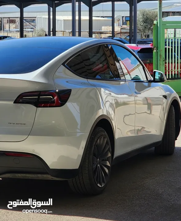 TESLA MODEL Y 2022 LONG RANGE   DUAL MOTOR  فحص اوتوسكور B+ بحاله الوكالة