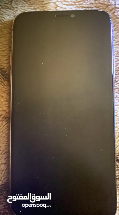ايفون xs بحالة ممتازه بسعر مغري