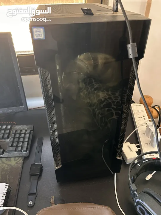 جهاز pc مع شاشه وكامل اغراضو  السعر قابل للتفاوض