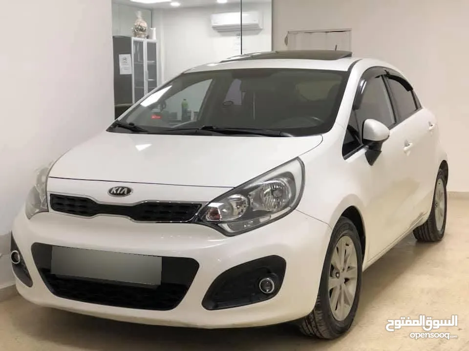 كيا  برايد على الكاش 33000.  2013 ترخيص 2013  جير عادي  محرك ديزل 1400cc turbo  فل اضافات  فتحه س