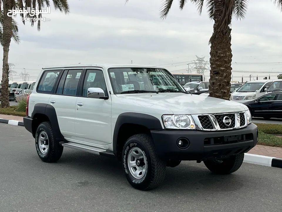 NISSAN PETROL GL 4.8L WHITE 2023 5 door 7 seat