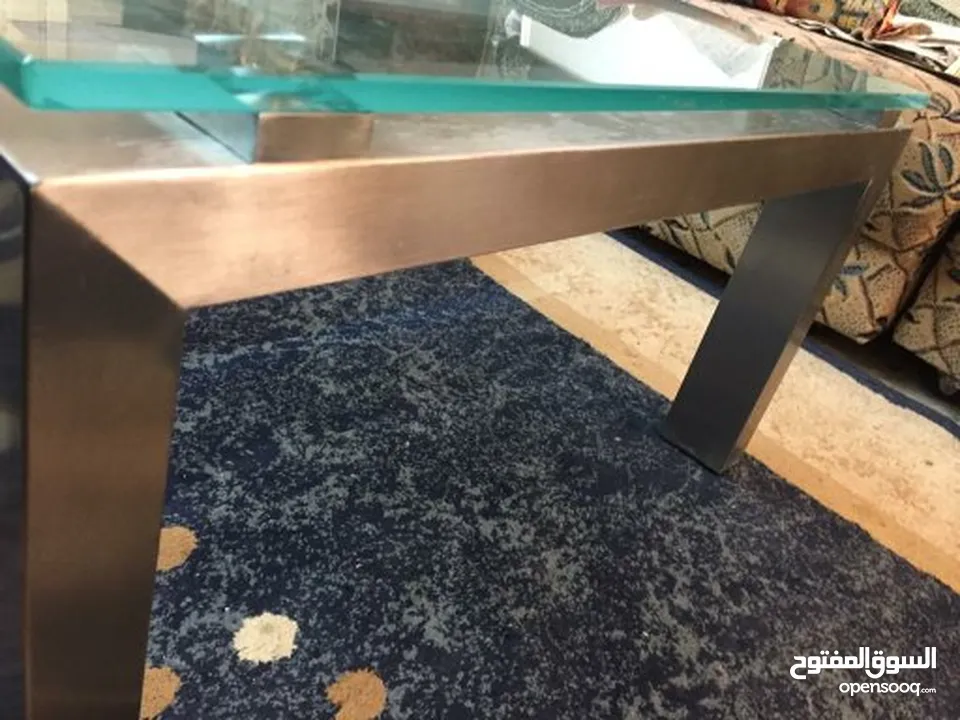 طاوله وسط زجاج( سكريت 10ملم )  وستنالس  دنماركيه