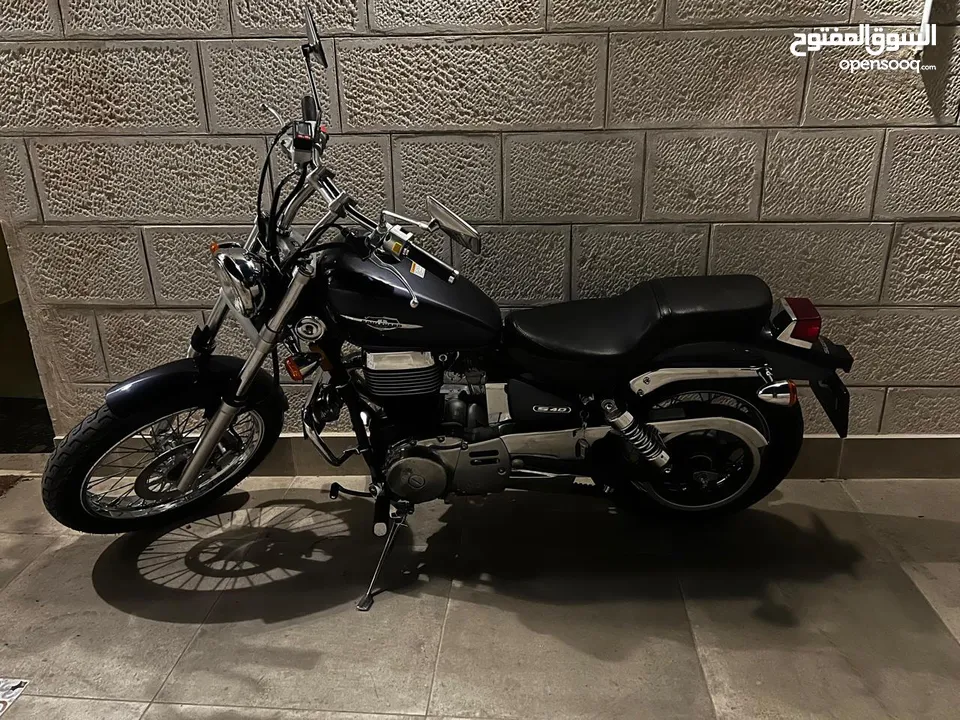 للبيع: Suzuki Boulevard S40 – موديل 2015