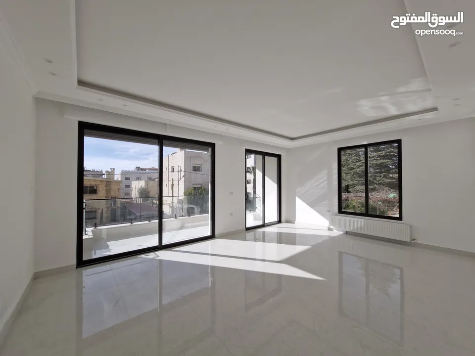 شقة طابق ثاني جديدة ،  مميزة ومطلة للبيع / مساحة (210 - 205 )m2 بأجمل مناطق ضاحية الامير راشد