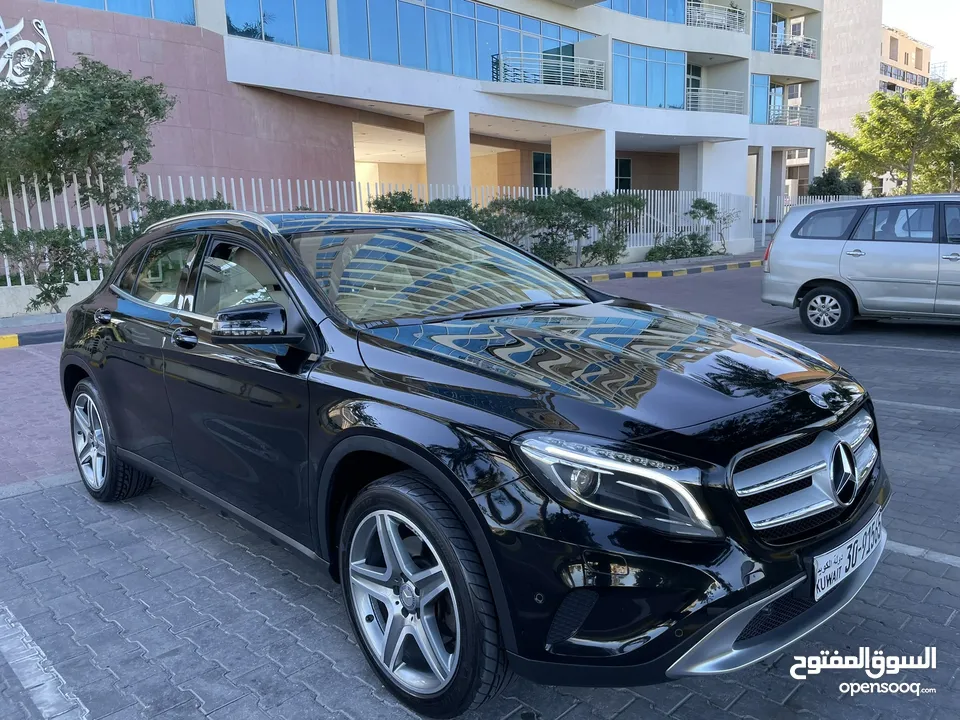 Mercedes GLA250 2015