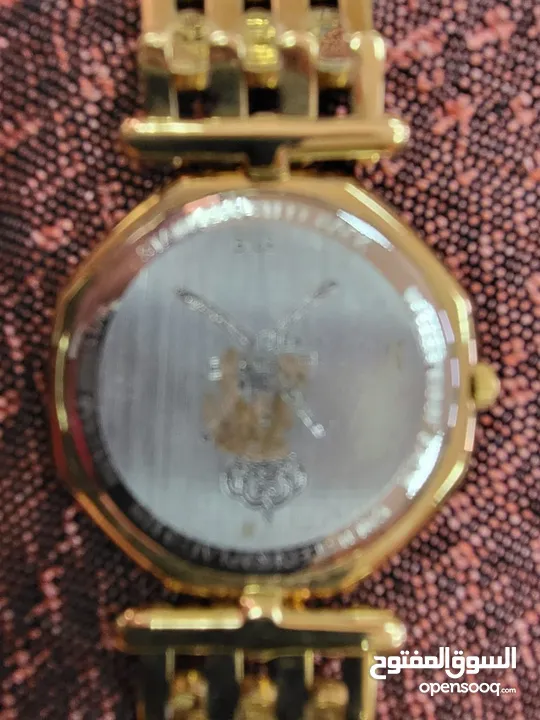 ساعة سويسري من اهداءات السلطان قابوس بن سعيد