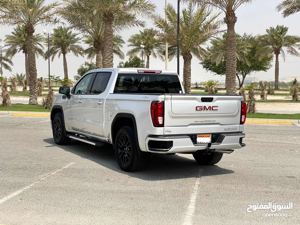 GMC Sierra Elevation 2022 (Silver)