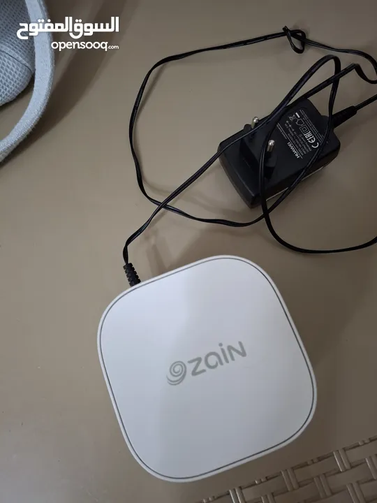 موزع ( Extendar )انترنت زين للبيع