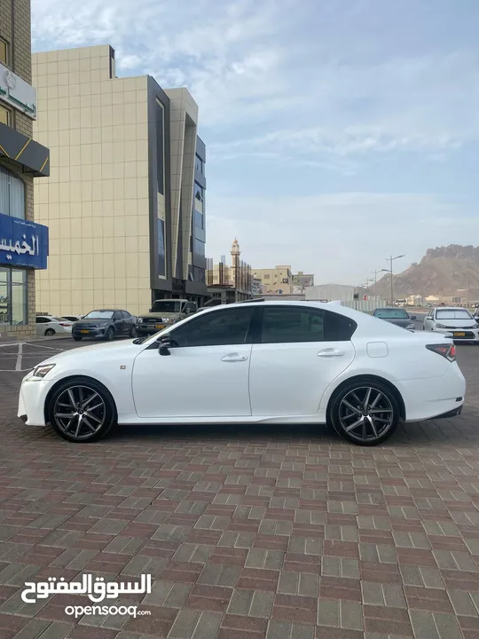 لكزس GS350 F نظيف جدا البيع او التمويل 7 سنوات