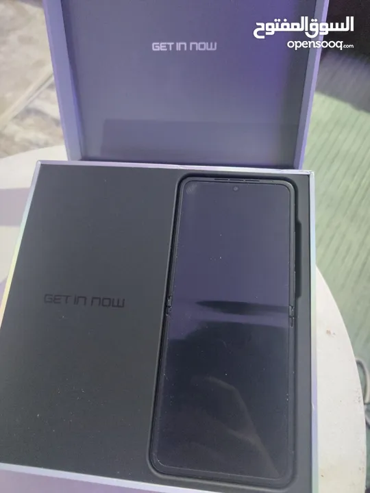 هاتف  infinix  zero flip