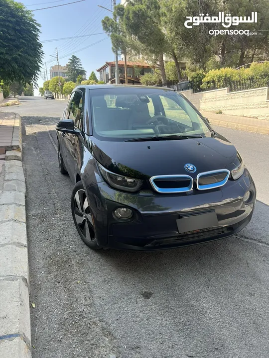 BMW i3 2014 REXسيارة للبيع بحالة ممتازة لون مميز