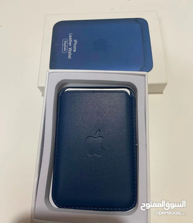 MagSafe wallet