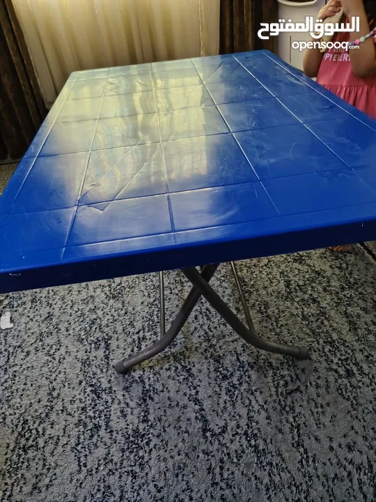 مكيف وطاوله للبيع