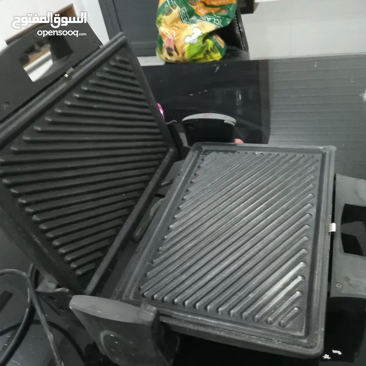 URGENT SALE CLEARANCE TOASTER