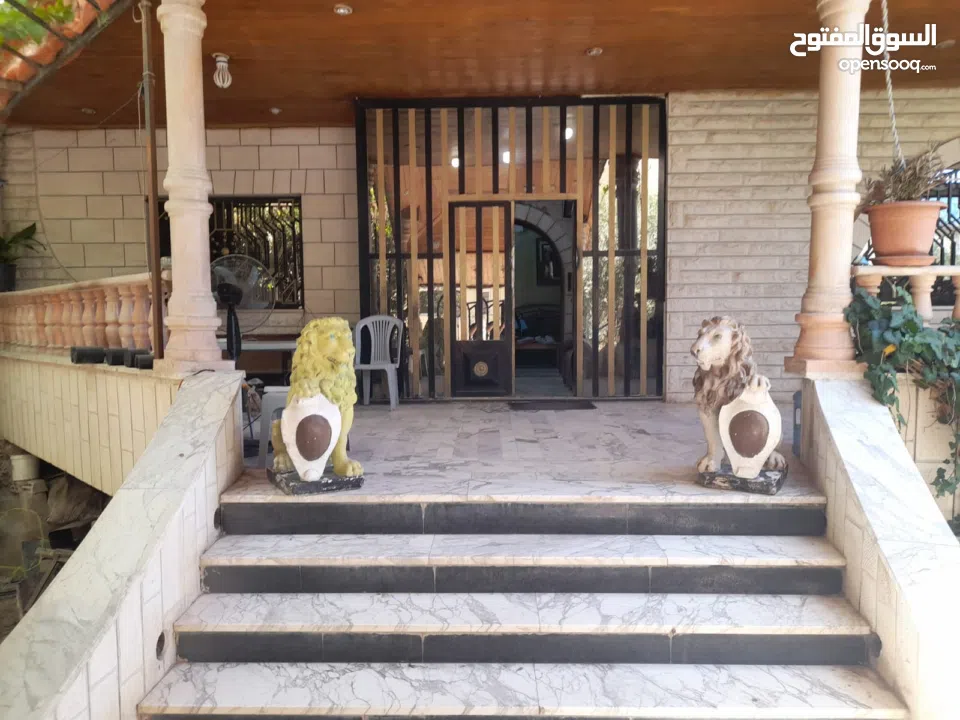 شقة ارضيه للبيع .. الاردن الزرقاء حبل طارق