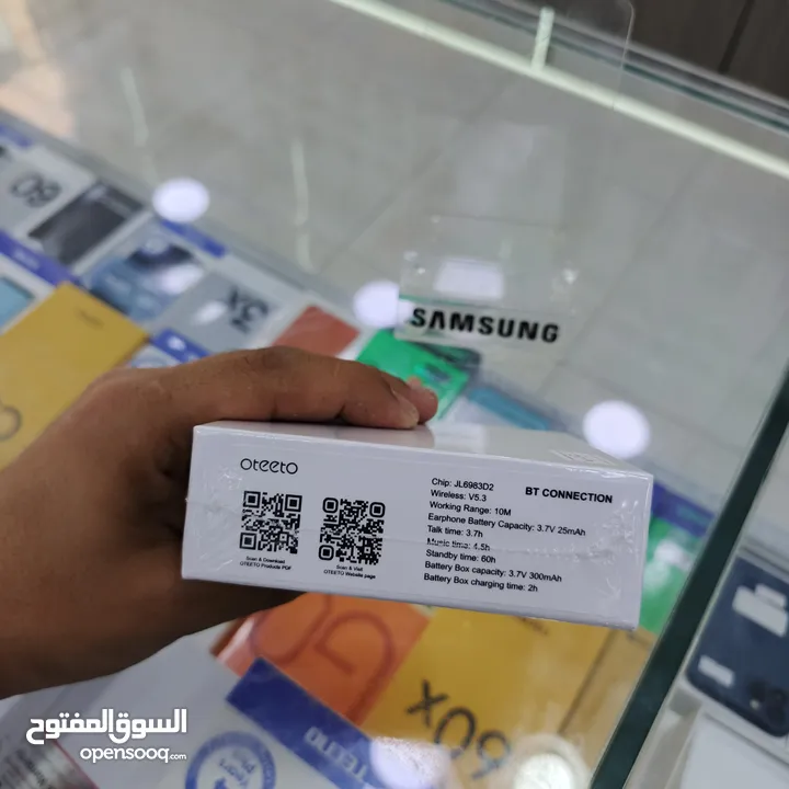 وفرنالكم سماعات  الاصليه غنيه عن التعريف  بتشبك ع جميع الاجهزة تحكم تطش عزل صوت