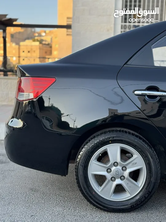 كيا فورتي للبيع بحالة ممتازه  Kia Forte 2013 لون اسود فحص كامل