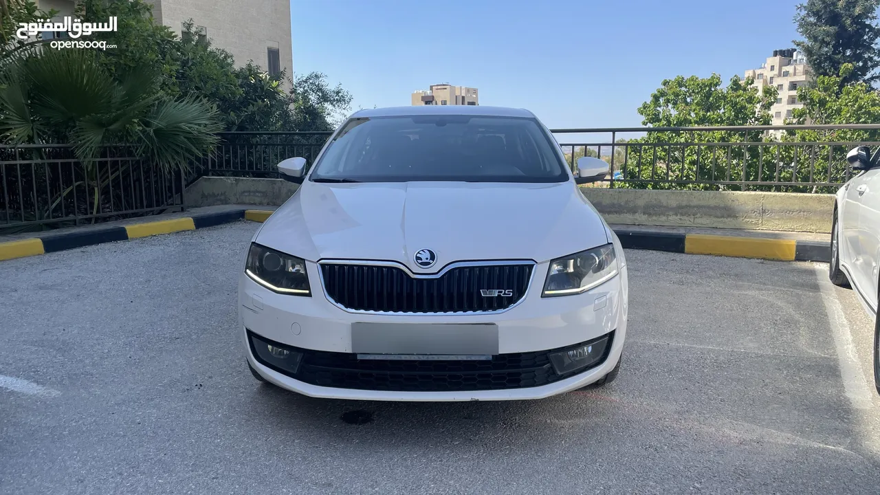 سكودا اكتافيا ترخيص 2015 ديزل مطور 1600 اوتوماتيك