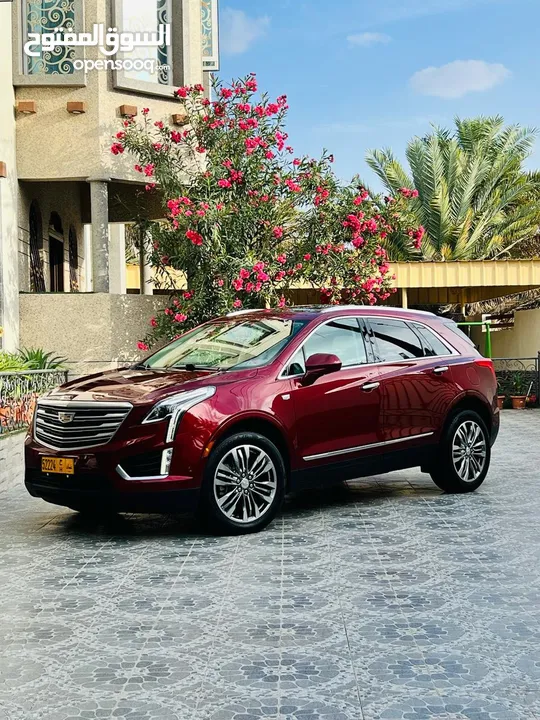 كاديلاك XT5 2018 فل مواصفات بحالة الوكالة