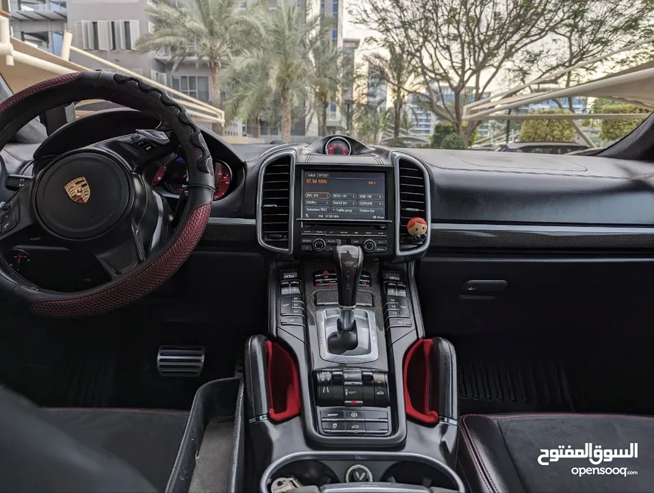 Porsche Cayenne GTS 2013