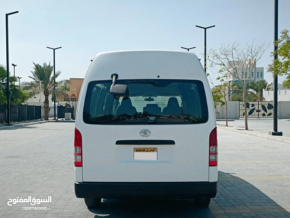 TOYOTA HIACE HIGHROOF CARGO MODEL 2016