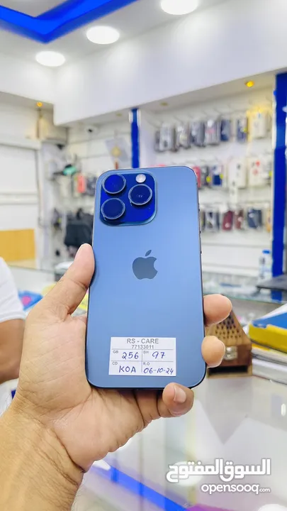 iPhone 15 Pro, 256gb Blue Titanium Arabic