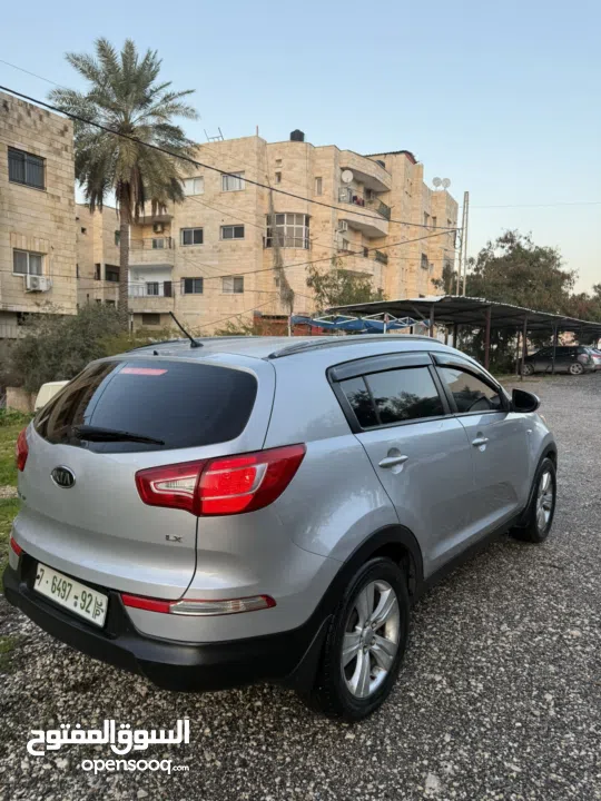 فقط 52 الف كاش جيب كيا سبورتج 2012 فل يد اولى اغلبه دهان شركة ترخيص تامين جيب بالورقة سعر حرق 4/4