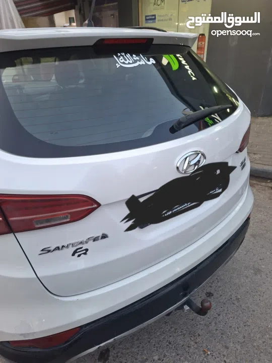 سانتافي 2014 لون ابيض 4*4 ماتور 2000 ديزلكاش 73000 ممكن دفعه لا تقل عن 40000 وشكات مع فرق بالسعر