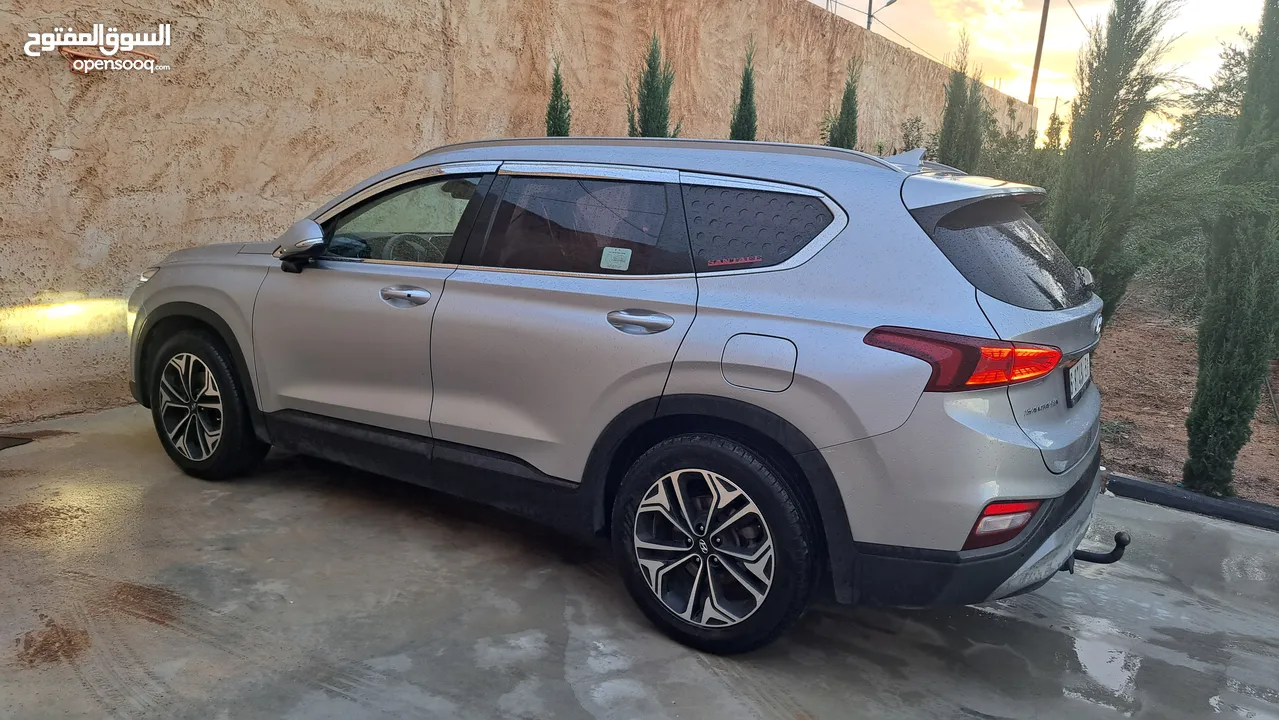 عرض على هونداي 7 ركاب سنتافيه 2020 بالاضافات المميزه والدفع الرباعي يد اوولا البيع مستعجل بسبب السفر