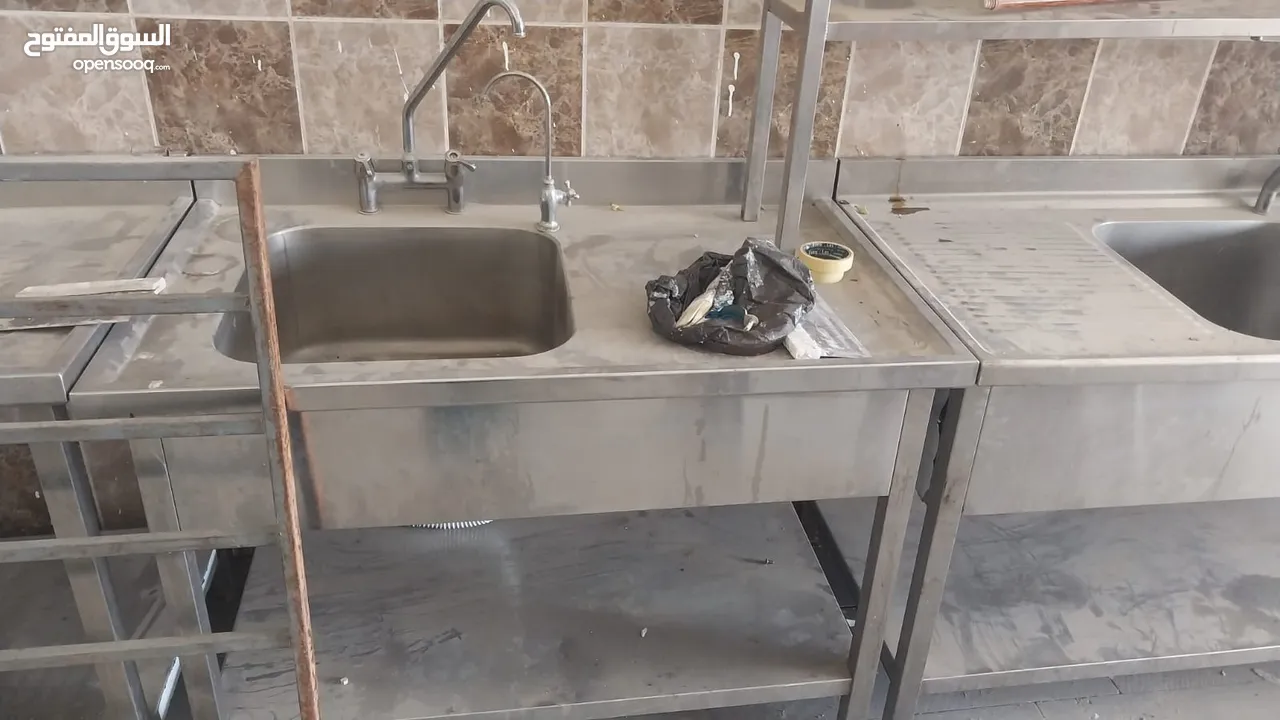شراء نشتري جميع عدد المطاعم و السوبرماركت و الملاحم و معدات الفنادق