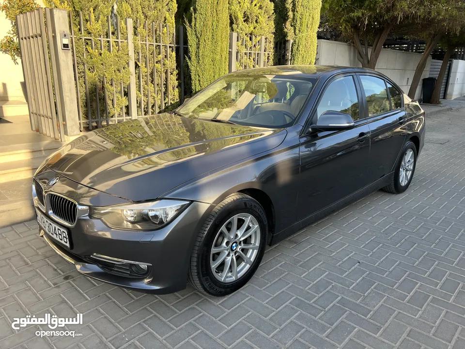 BMW 320 موديل 2014 وارد وكاله بحالة ممتازة للبيع بسعر حرق مستعجل