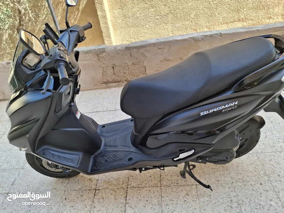 سكوتر بيرجمان للبيع مرخص ومؤمن وكالة  125