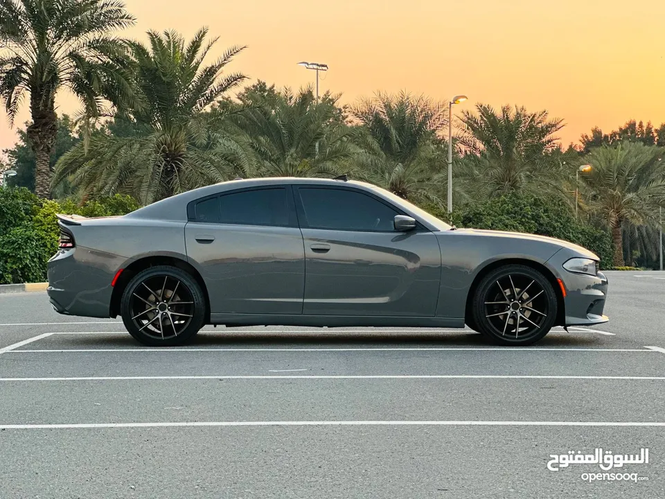 DODGE CHARGER 2019 V6 3.6