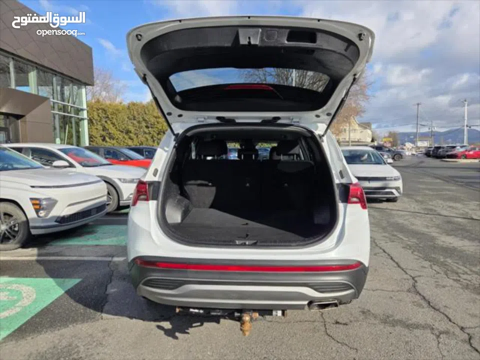 للبيع: (هونداي سانتافي ،2021 )— فخامة SUV حقيقية بحالة وكالة