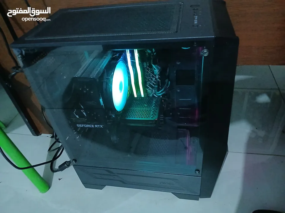 جهاز كمبيوتر العاب مواصفات خاصه للبيع