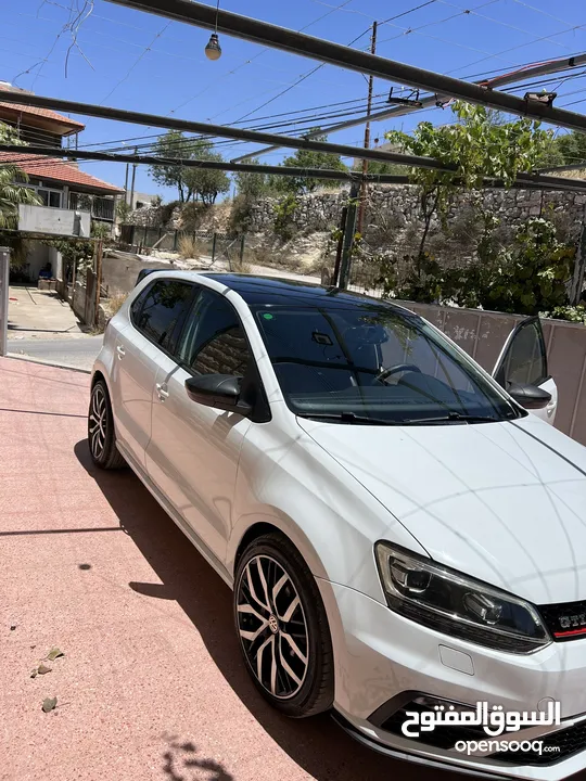 ترخيص وتامين سنة كامله