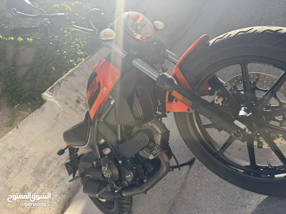 Ducati scrambler sixty2