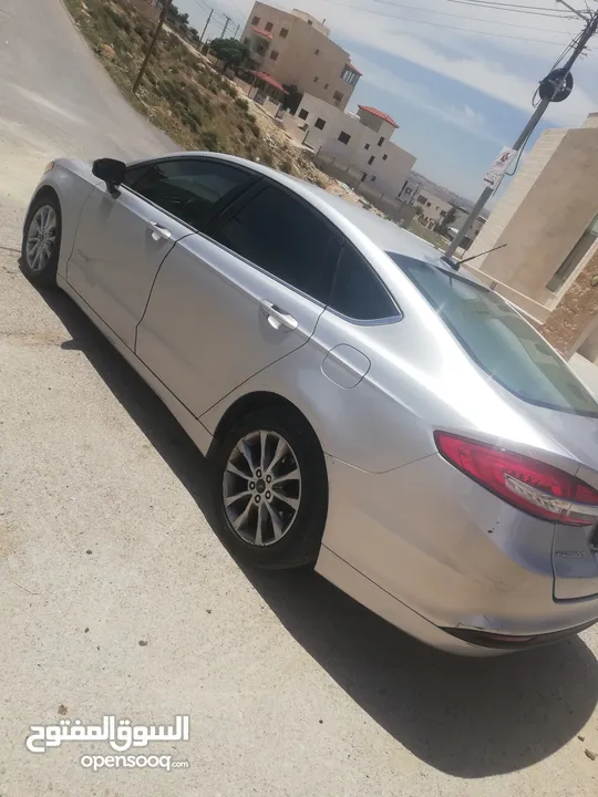فورد فيوجن موديل 2017 للبيع