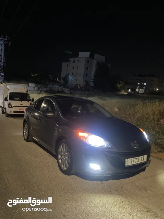 مازدا 3 موديل 2011