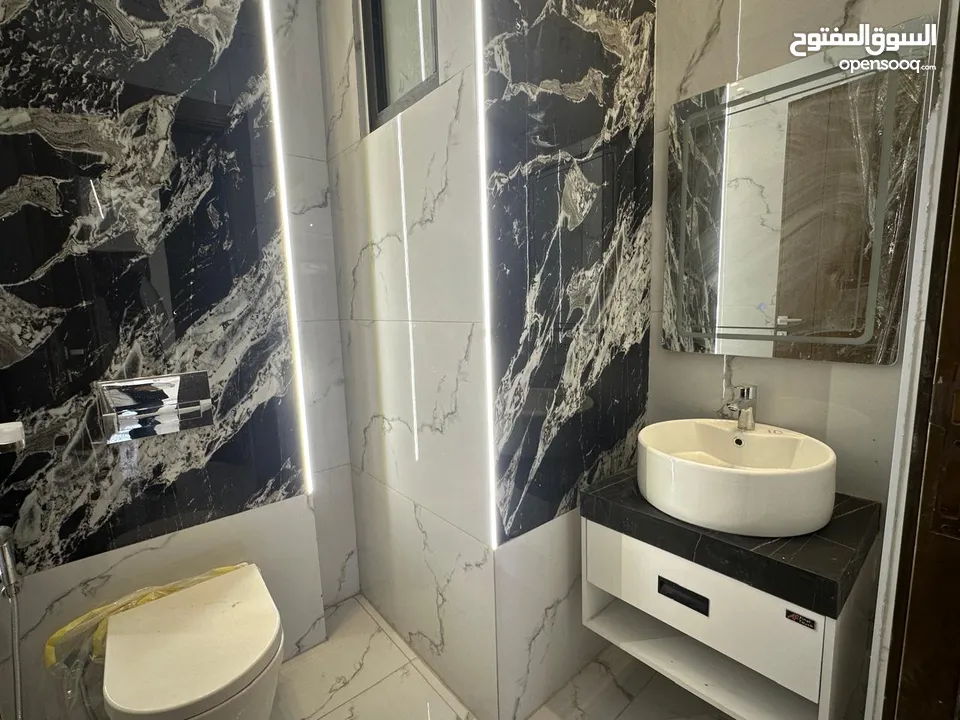 Apartment for Sale in Um Al Summaq ( Property 42788 )-174674890