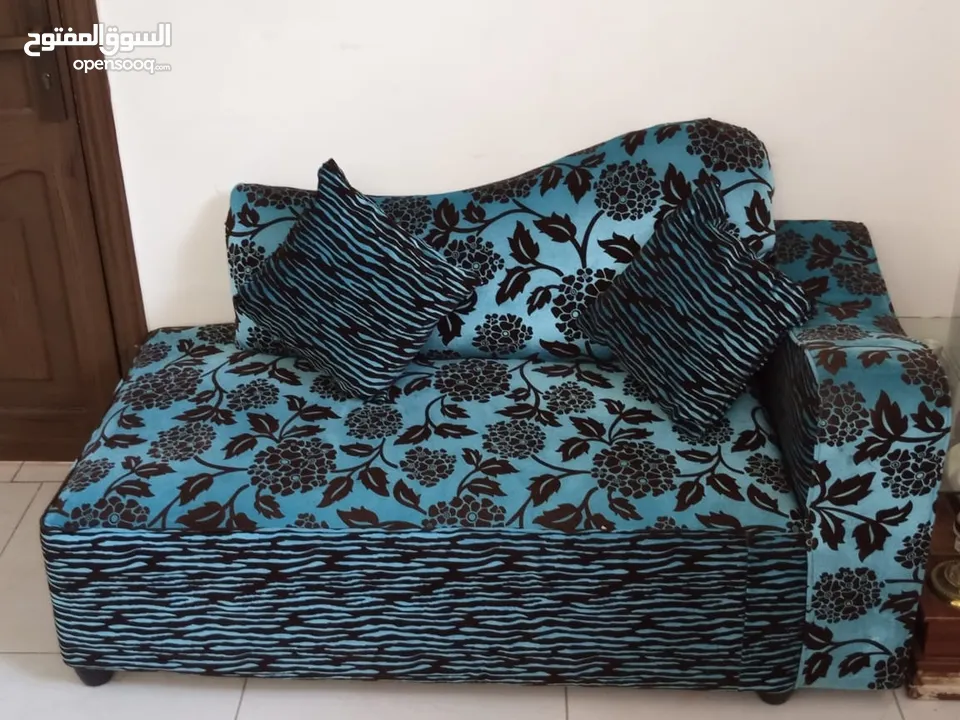 كنب 10 مقاعد للبيع بسعر مغري خشب كويس بتحمل الضغط