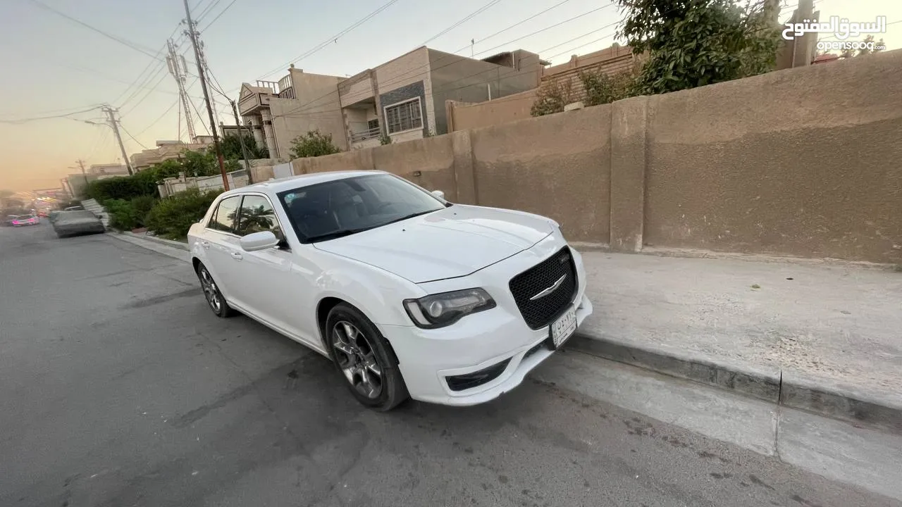 كرايسلر s300