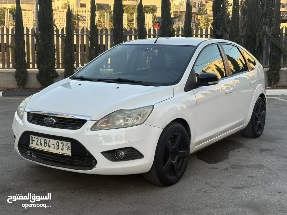 فورد فوكس 2009 السيارة نضيفة فحص نضيف استخدام قليل