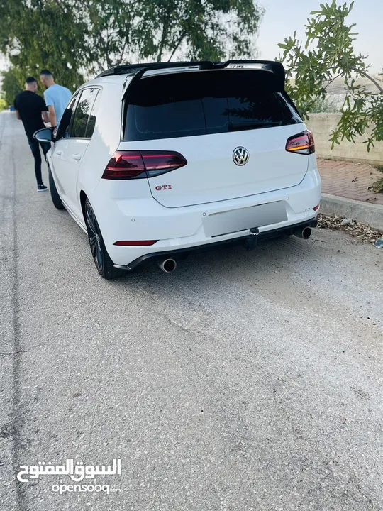 Golf gti 2019 MK7.5 السيارة فل الفل