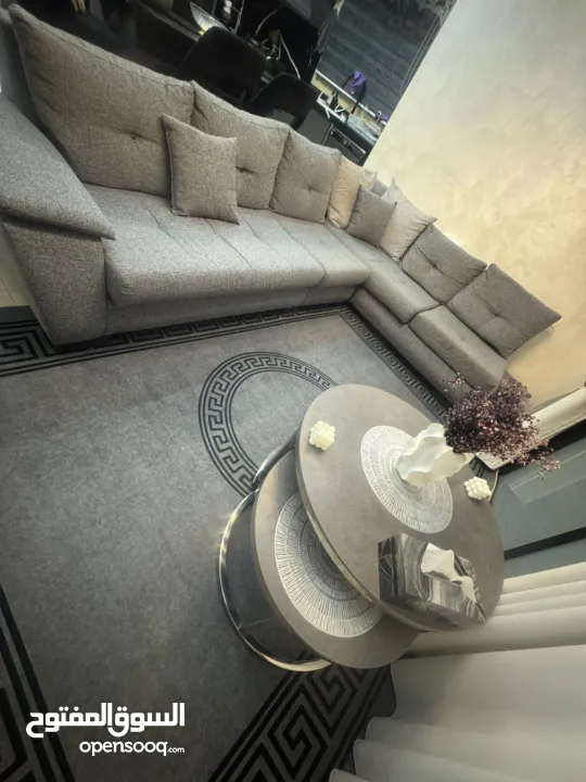 كنبايات مستعملة استعمال بسيط أقل من سنة – بحالة جيدة جدا