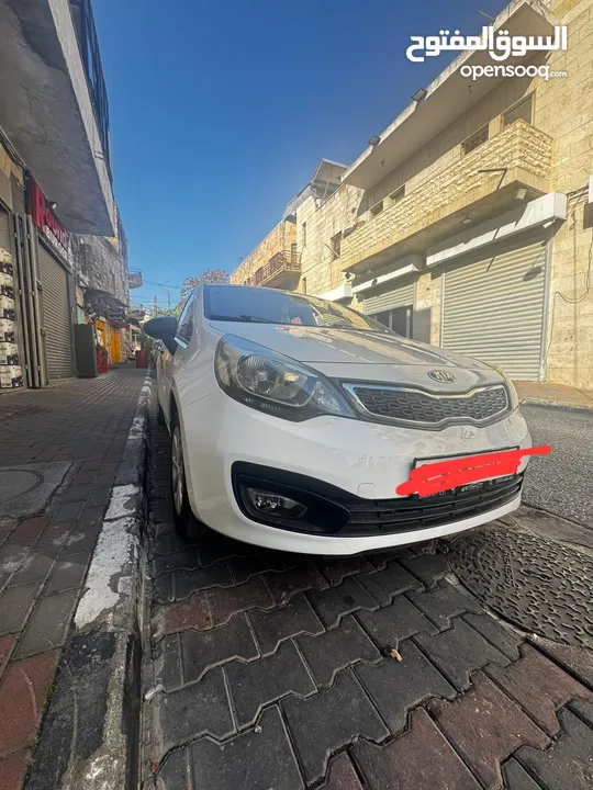 كيا برايد 2014  لون ابيض السيارة ماشا لله مش ناقصها شيء  ماطور 1400  4 غيار السيارة البيع فقط كاش.