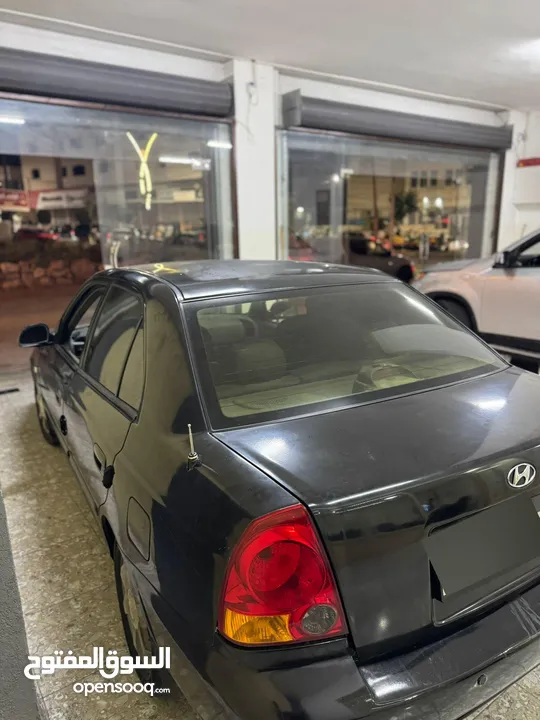 hyundai  verna  2005 هيونداي فيرنا سيارة نظيفة وسعر مناسب