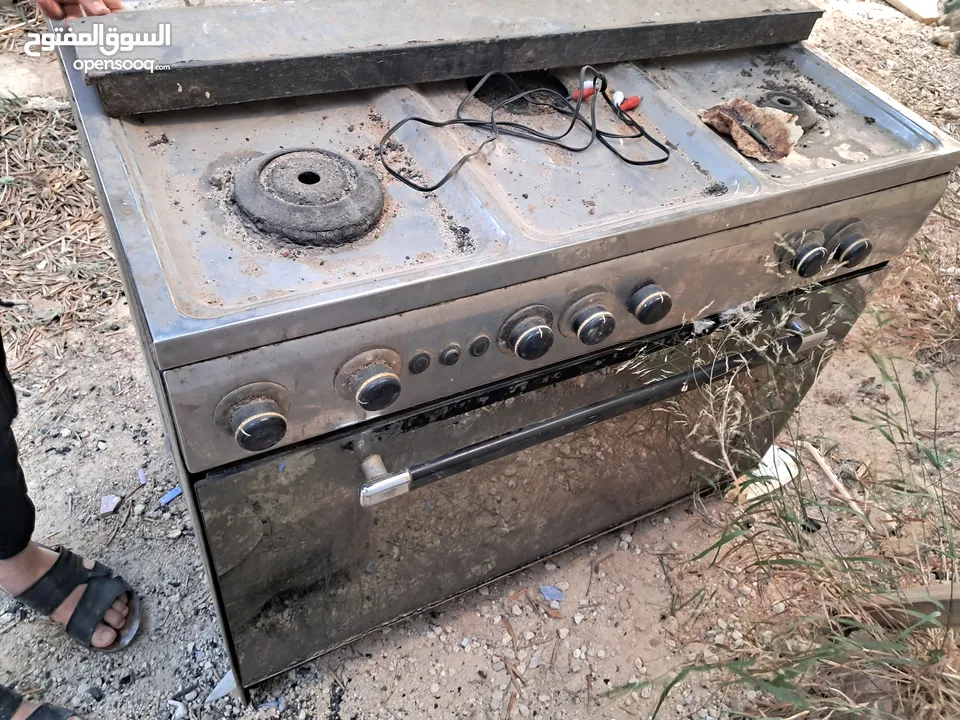 شراء نشتري جميع أنواع افران غاز فرن غاز بلد ان غاز ارضي غاز وفرن مهما كانت حالته