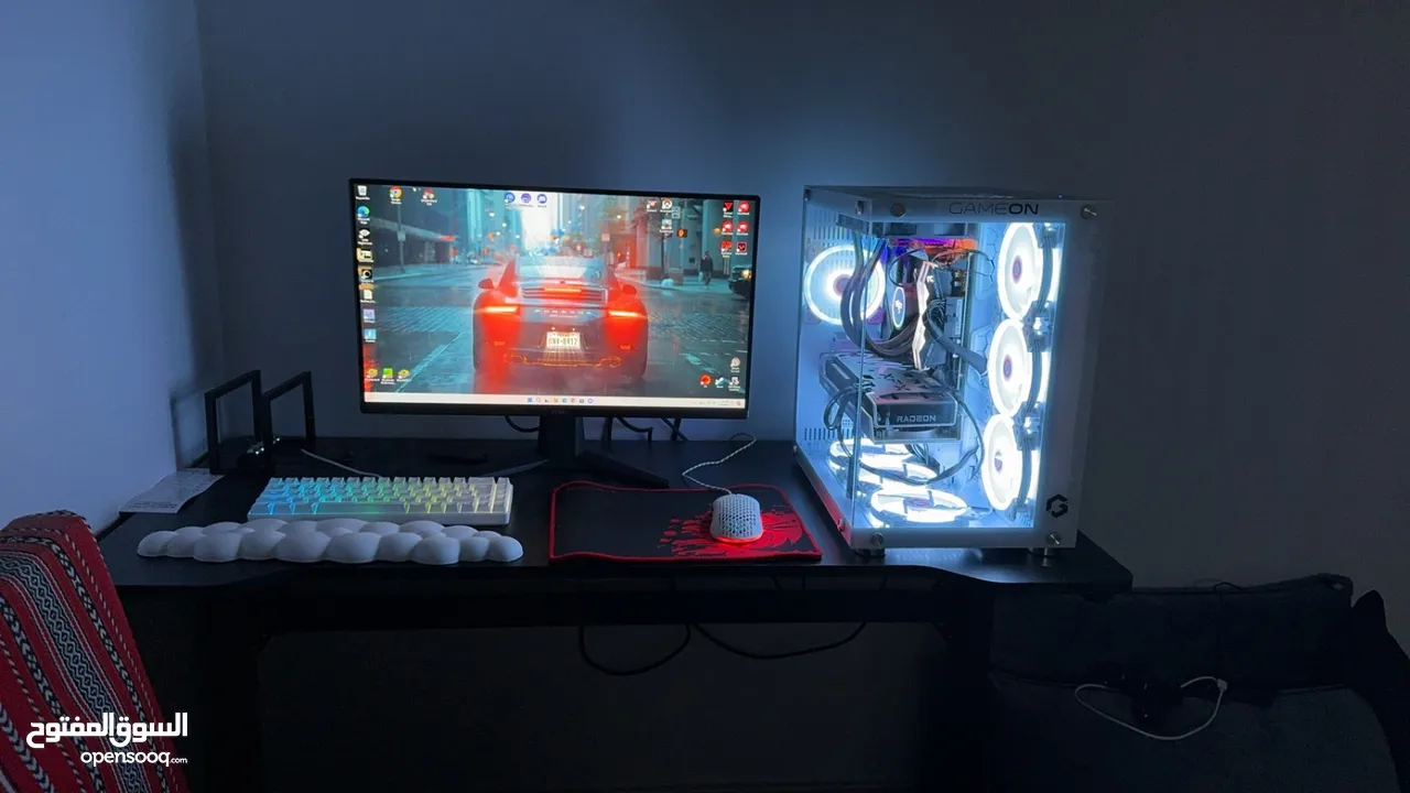 Gaming pc case with 7 fans